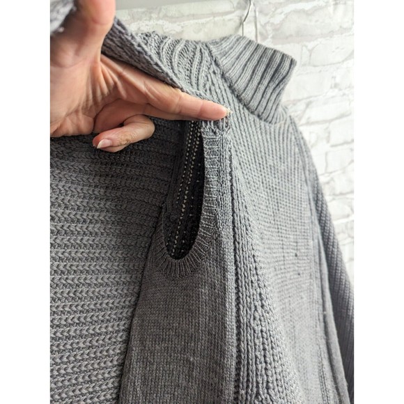 BCBG MAXAZRIA One Size Womens Sweater Poncho Heavy Knit Mock Neck Grey Gray - Picture 4 of 11